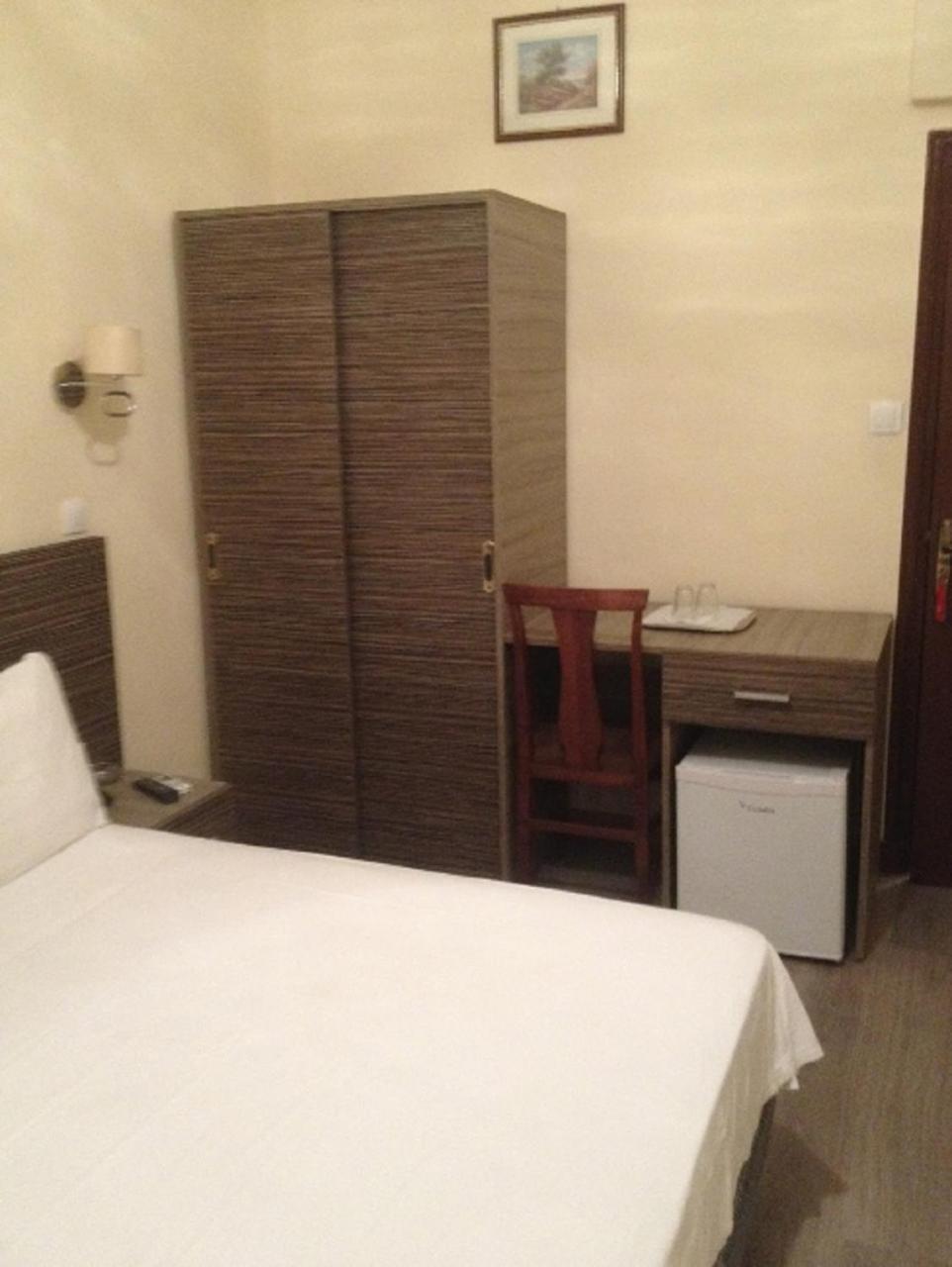 Algiers Hotel Suisse מראה חיצוני תמונה