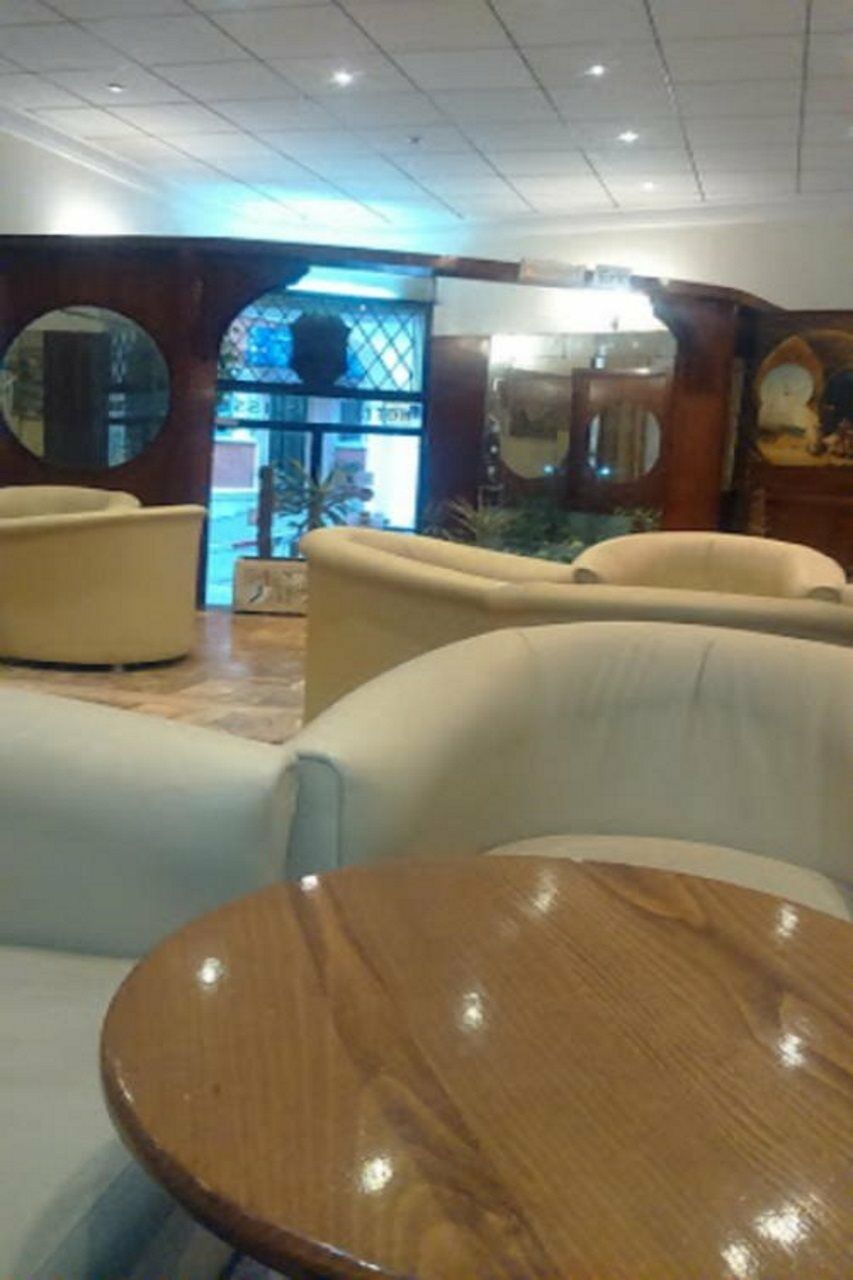Algiers Hotel Suisse מראה חיצוני תמונה